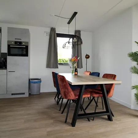 Broeckhuys Lakeview Vip Bungalows 6p With Sauna Aan Het Water Met Wijds Uitzicht * Ewijk