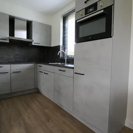 Broeckhuys Lakeview Vip Bungalows 6p With Sauna Aan Het Water Met Wijds Uitzicht Ewijk