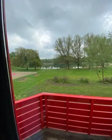 Broeckhuys Lakeview Vip Bungalows 6p With Sauna Aan Het Water Met Wijds Uitzicht Holiday home Ewijk