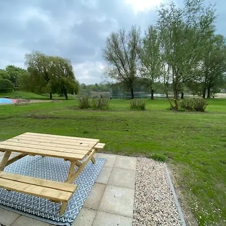 Broeckhuys Lakeview Vip Bungalows 6p With Sauna Aan Het Water Met Wijds Uitzicht