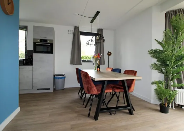 Broeckhuys Lakeview Vip Bungalows 6p With Sauna Aan Het Water Met Wijds Uitzicht * Ewijk