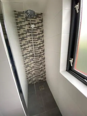 Otel Broeckhuys Lakeview Vip Bungalows 6p With Sauna Aan Het Water Met Wijds Uitzicht *