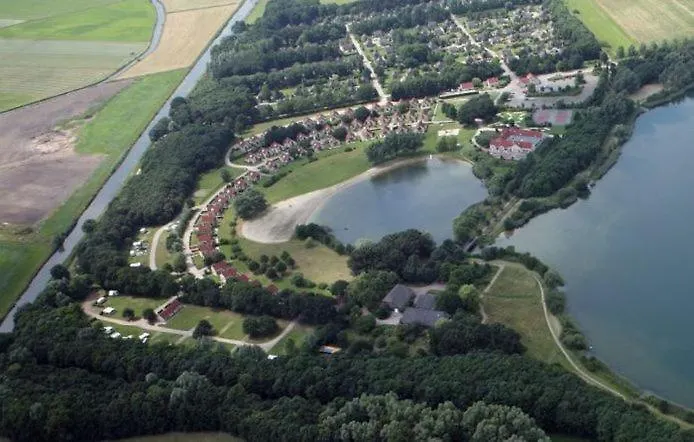 Hotel Broeckhuys Lakeview Vip Bungalows 6p With Sauna Aan Het Water Met Wijds Uitzicht Ewijk